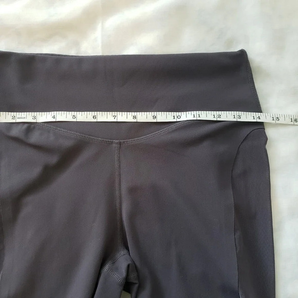 Fabletics pureluxe leggings dark gray shear side panel S/M see measurements - Picture 6 of 7